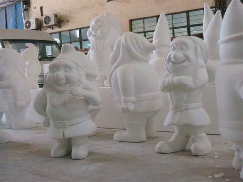 泡沫雕塑最大的優(yōu)勢在什么地方？它的藝術(shù)魅力