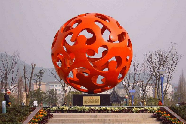 彩色不銹鋼雕塑著(zhù)色新科技