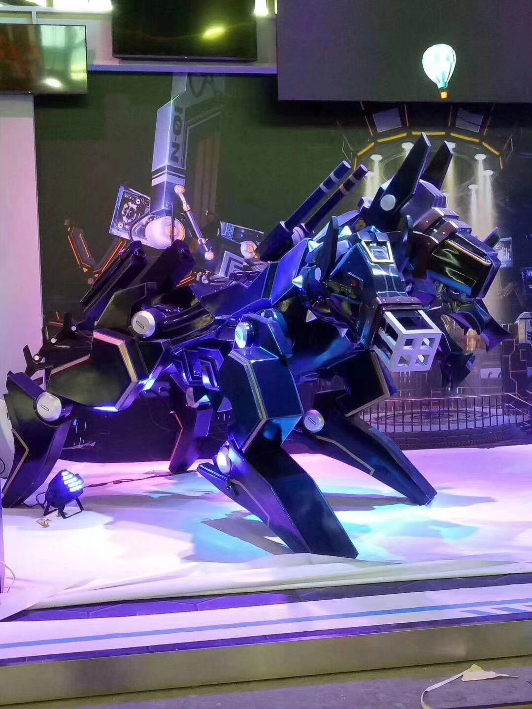 玻璃鋼雕塑表面是怎么處理的？