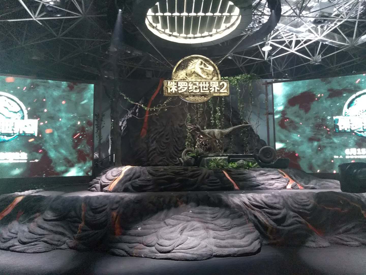 不銹鋼雕塑的制作工藝是什么？