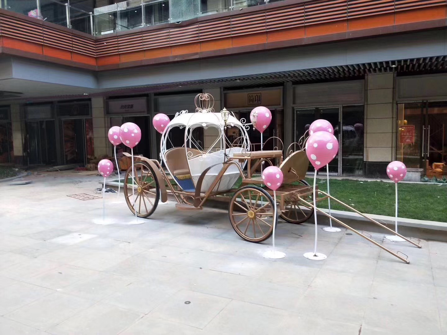 制作不銹鋼雕塑需要做哪些準備工作？