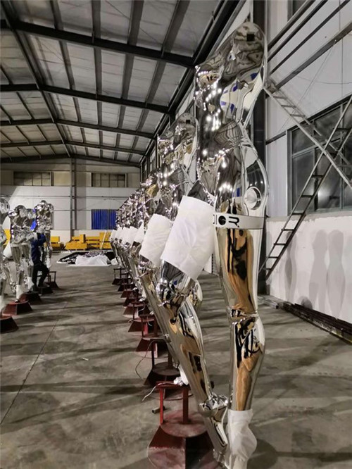 玻璃鋼雕塑在室外能放多長(cháng)時(shí)間？